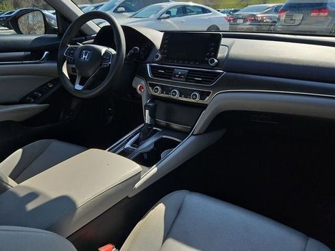 Used 2019 Honda Accord LX image 14
