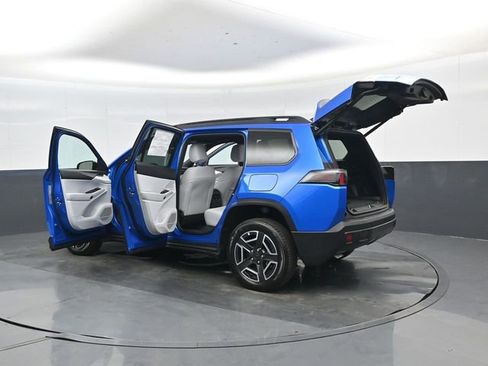 New 2026 Jeep Cherokee Limited AWD/4WD image 47