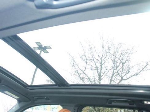 Used 2025 BMW X5 xDrive40i w/ Executive Package image 26