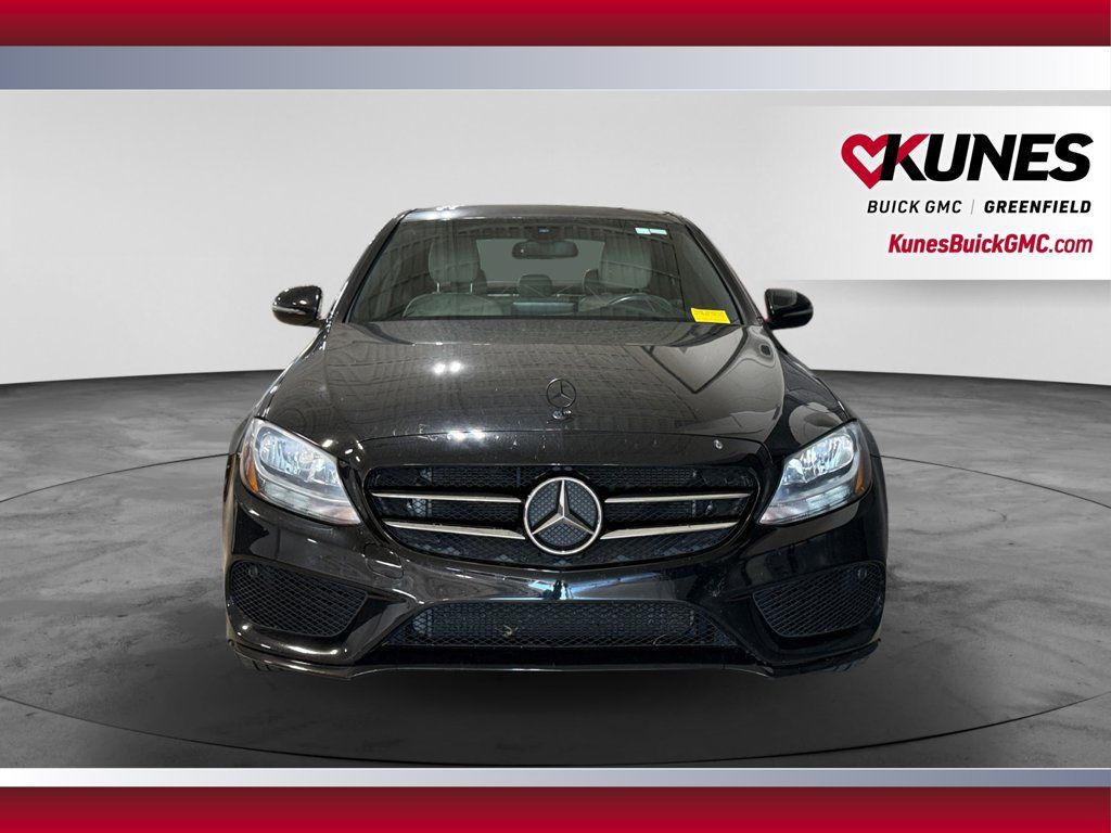 Used 2017 Mercedes-Benz C 300 4MATIC Sedan image 4