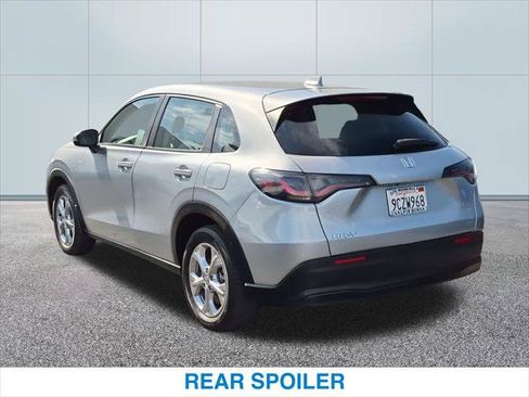 Used 2023 Honda HR-V LX image 9