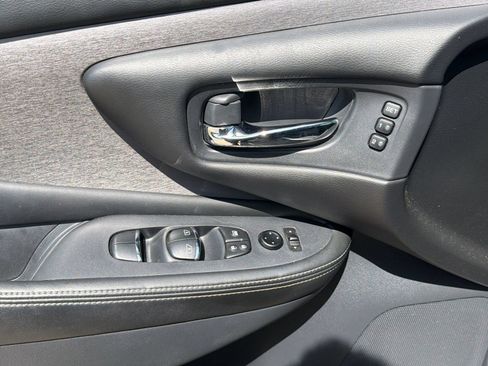 Used 2023 Nissan Murano SL w/ Cargo Package AWD/4WD image 25