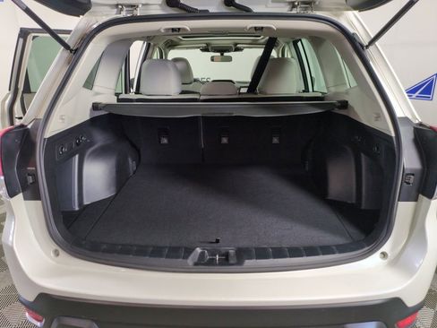 Used 2022 Subaru Forester Premium AWD/4WD image 25