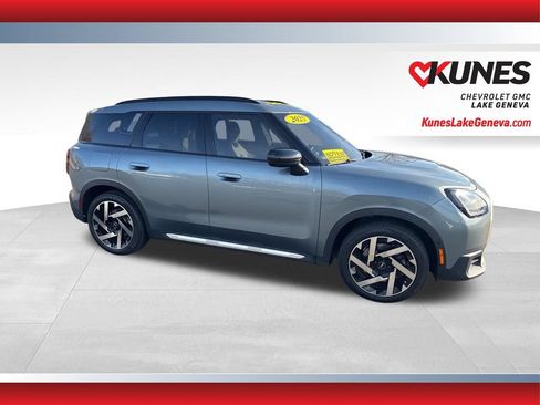 Used 2025 MINI Cooper Countryman S w/ Comfort Package Max AWD/4WD image 3