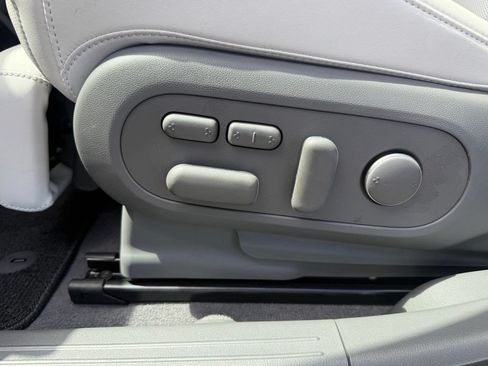 Certified 2025 Hyundai Ioniq 5 Limited RWD image 28