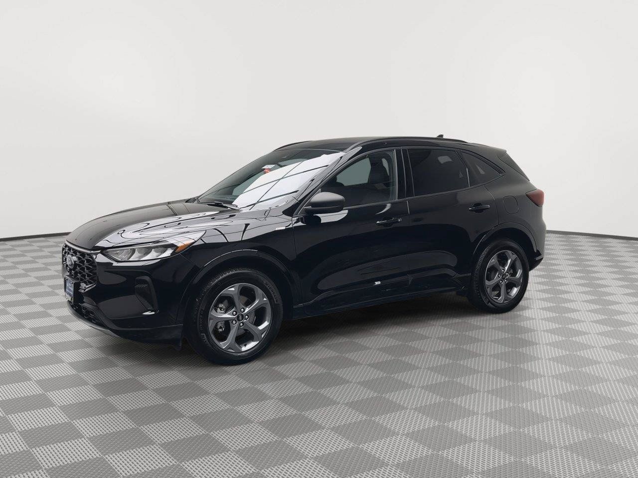 Certified 2023 Ford Escape ST-Line w/ Tech Pack #1 AWD/4WD image 34