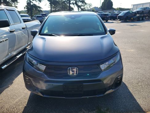 Used 2026 Honda Odyssey EX-L image 2