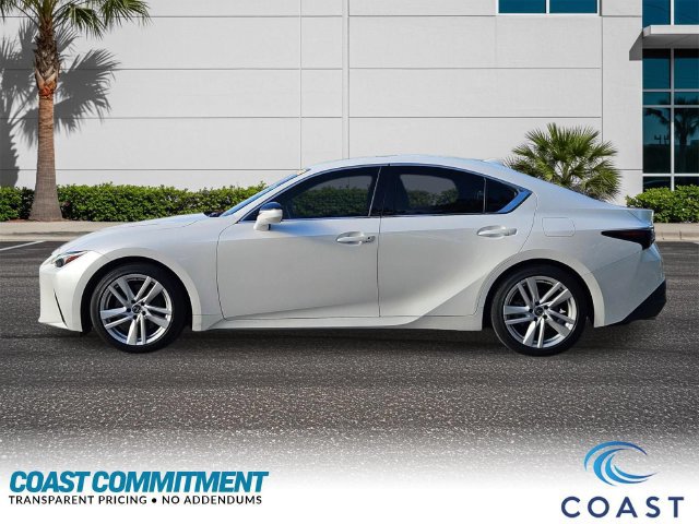 Used 2023 Lexus IS 300 w/ Comfort Package RWD image 3