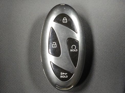 Used 2024 Hyundai Elantra SEL FWD image 32
