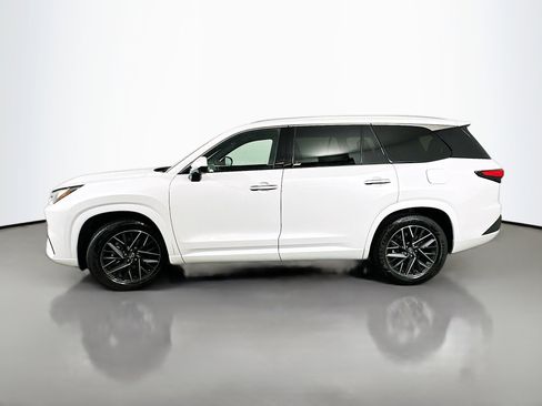 Used 2025 Lexus TX 350 AWD w/ Technology Package image 4