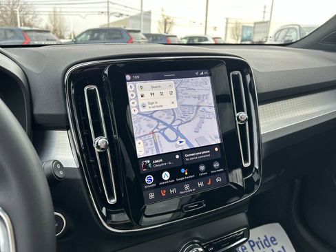 New 2026 Volvo XC40 B5 Ultra w/ Climate Package image 20