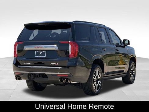 Used 2024 GMC Yukon AT4 w/ AT4 Premium Plus Package AWD/4WD image 10