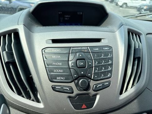 Used 2019 Ford Transit 150 148 Low Roof RWD image 27
