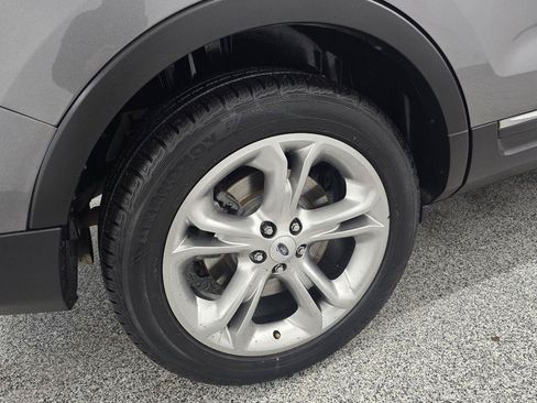 Used 2013 Ford Explorer Limited FWD image 32