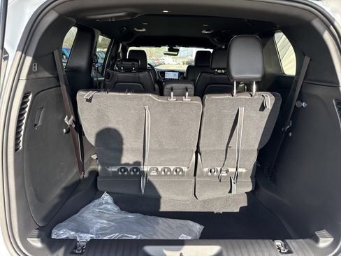New 2026 Chrysler Voyager LX image 19