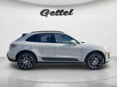 Used 2025 Porsche Macan AWD/4WD image 4