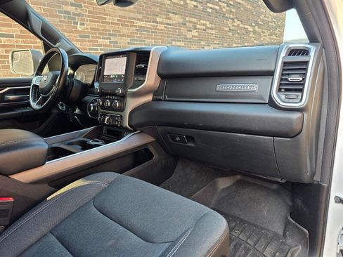 Used 2022 RAM 1500 Big Horn AWD/4WD image 16