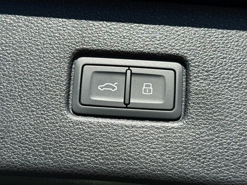 New 2026 Audi Q7 3.0T Premium Plus AWD/4WD image 14