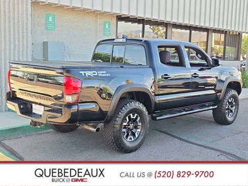 Used 2018 Toyota Tacoma TRD Off-Road w/ Technology Package RWD image 7