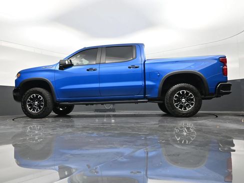 Used 2024 Chevrolet Silverado 1500 ZR2 w/ Technology Package AWD/4WD image 23