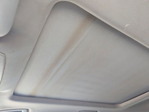 Used 2017 Ford Escape Titanium image 28