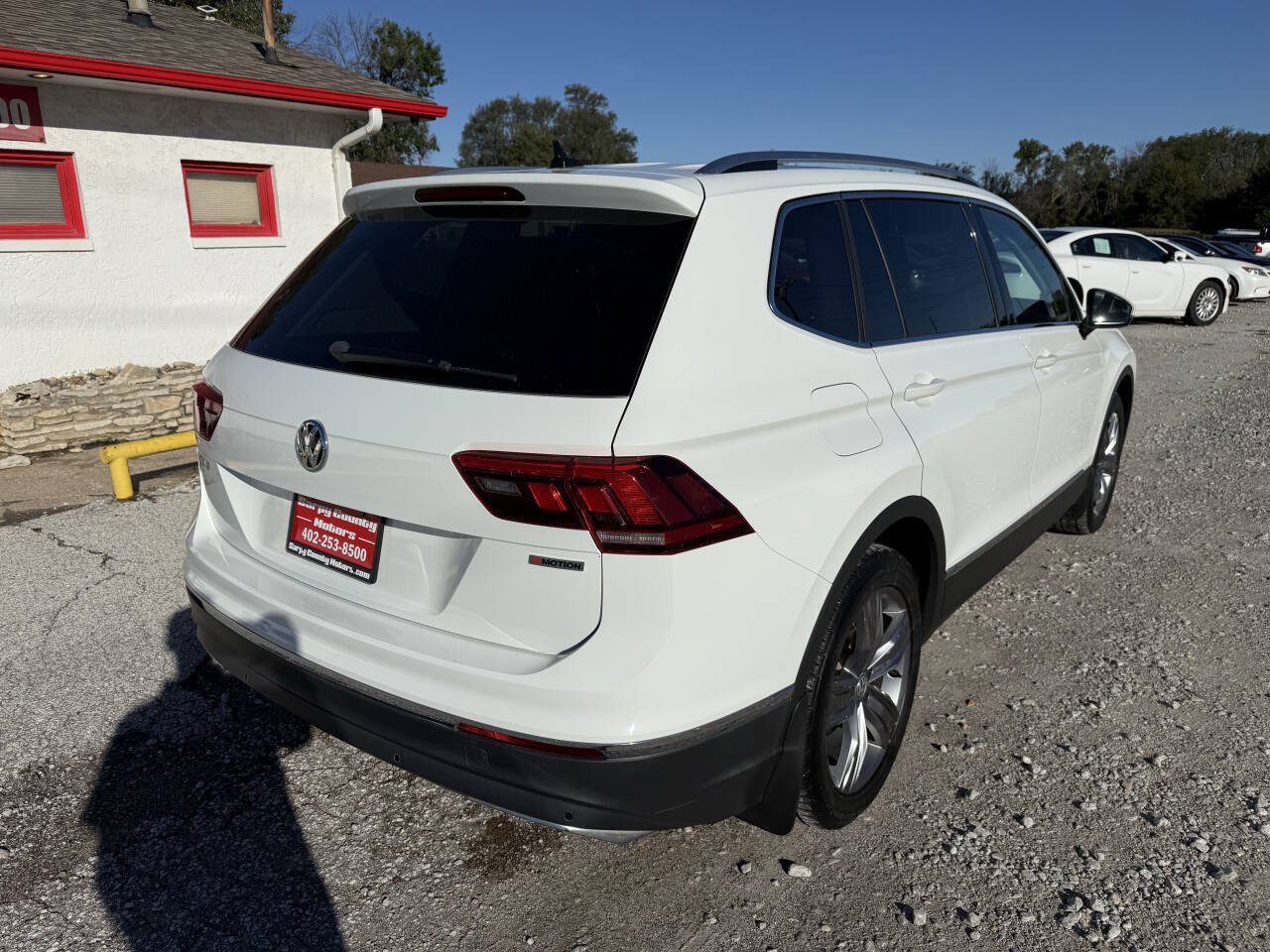 Used 2019 Volkswagen Tiguan SEL Premium AWD/4WD image 3