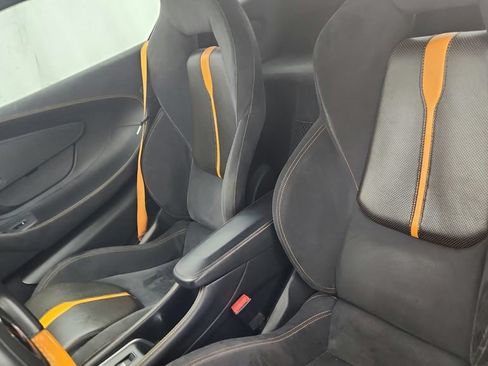 Used 2016 McLaren 570S Coupe RWD image 31
