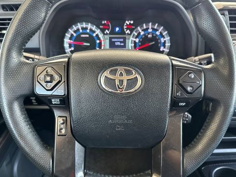 Used 2019 Toyota 4Runner TRD Off-Road Premium AWD/4WD image 23
