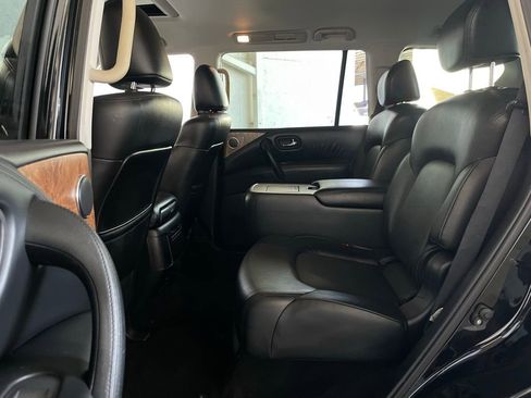 Used 2021 Nissan Armada SL w/ Captain's Chairs Package image 13