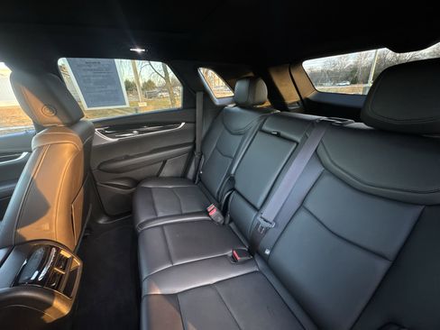 Used 2025 Cadillac XT5 Premium Luxury image 22