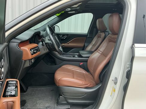 Used 2023 Lincoln Aviator Reserve w/ Equipment Group 201A AWD/4WD image 9