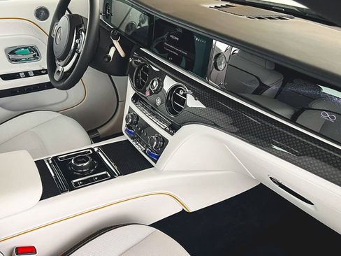 New 2025 Rolls-Royce Spectre Black Badge w/ Leather Finishing Pack image 45