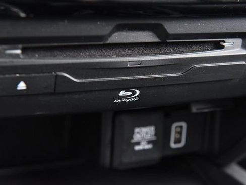 Used 2020 Honda Pilot Touring image 19