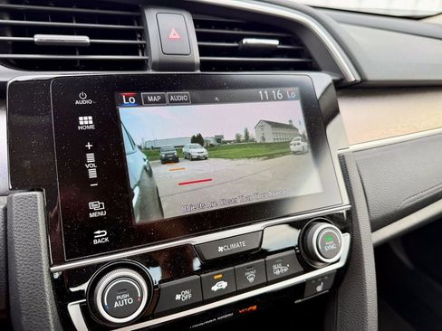 Used 2018 Honda Civic Touring image 28