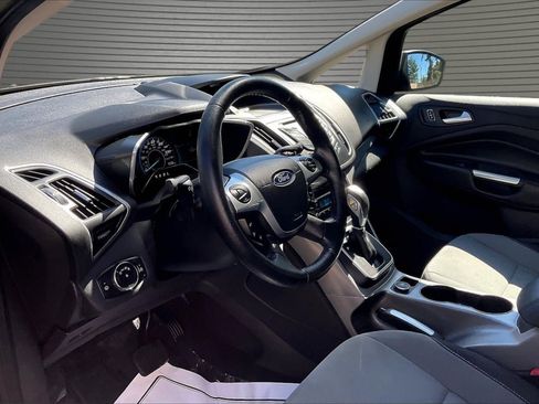 Used 2013 Ford C-MAX SE FWD image 16