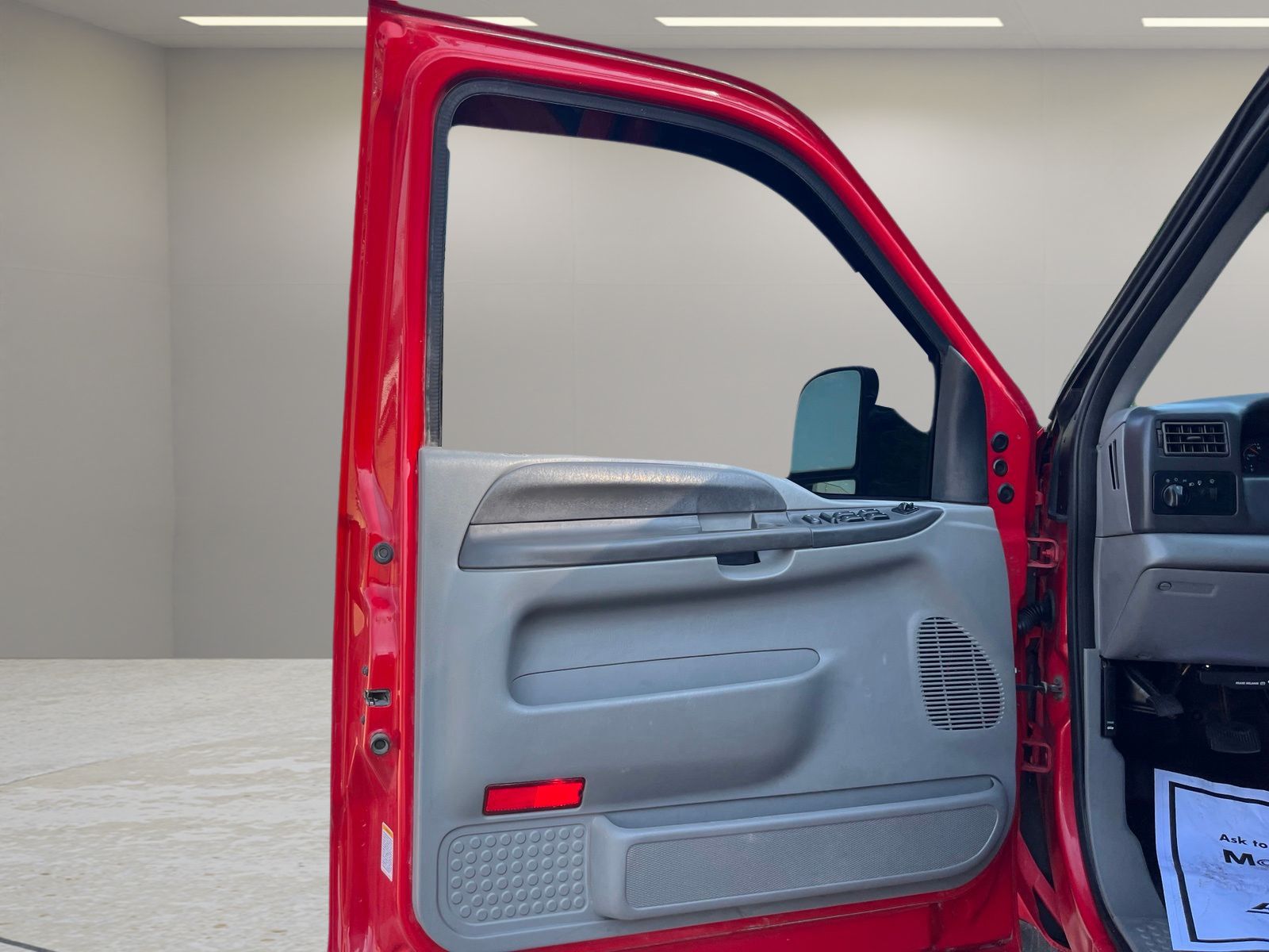 Used 2002 Ford F250 XLT AWD/4WD image 9