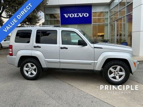Used 2012 Jeep Liberty Limited image 3