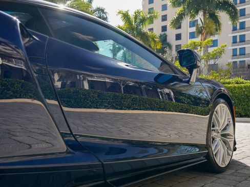 Used 2023 McLaren GT RWD image 28