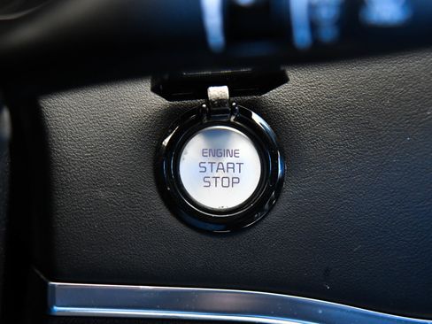 Used 2019 Kia Stinger GT1 RWD image 32