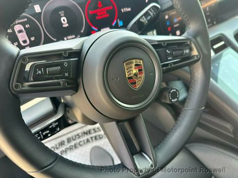 Used 2025 Porsche Taycan image 21