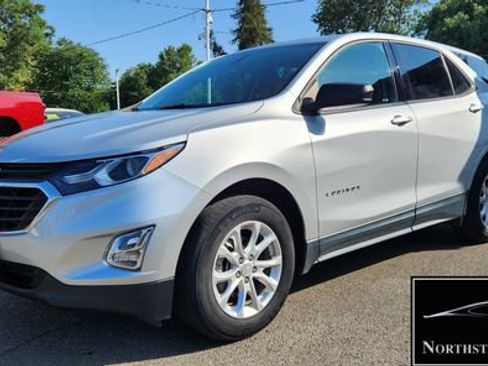 Used 2019 Chevrolet Equinox LS FWD image 5