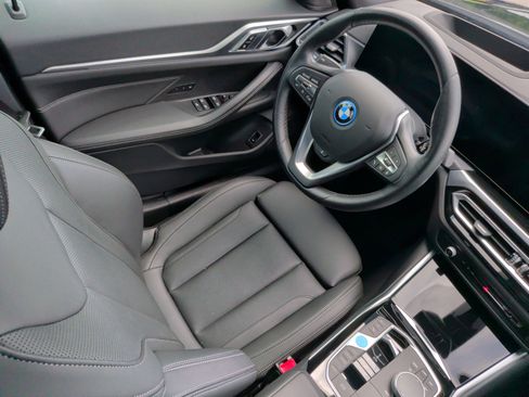 Used 2023 BMW i4 eDrive35 w/ Premium Package RWD image 35