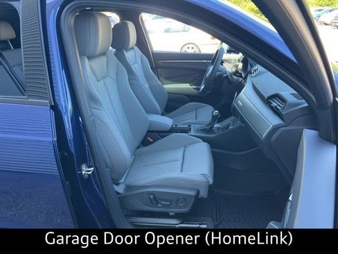 New 2025 Audi Q3 2.0T Premium image 21