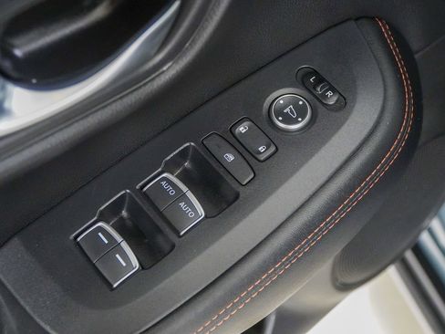 Used 2025 Honda HR-V Sport image 19