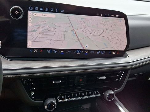 New 2025 Chevrolet Tahoe Premier image 16