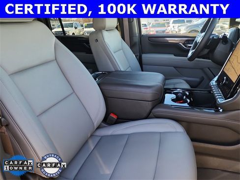 Certified 2025 GMC Yukon XL Elevation image 19