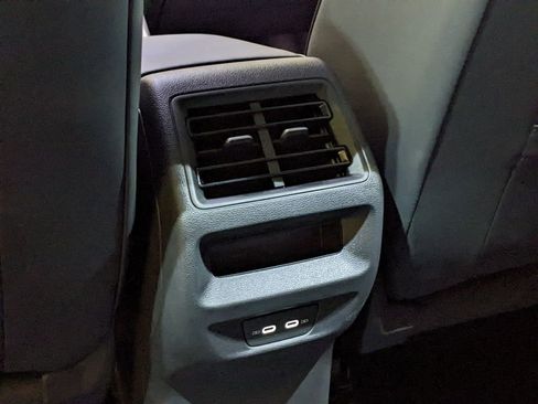 New 2026 Volkswagen Tiguan SE R-Line image 24