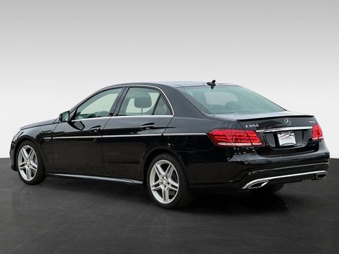 Used 2014 Mercedes-Benz E 550 4MATIC Sedan image 5