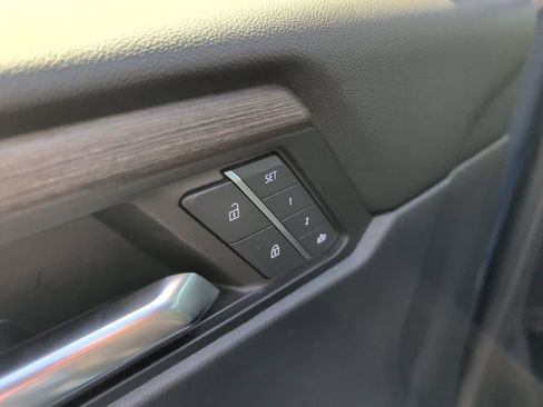Used 2024 GMC Acadia Denali FWD image 20