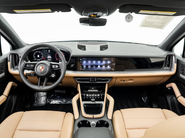 Certified 2026 Porsche Cayenne AWD/4WD image 20
